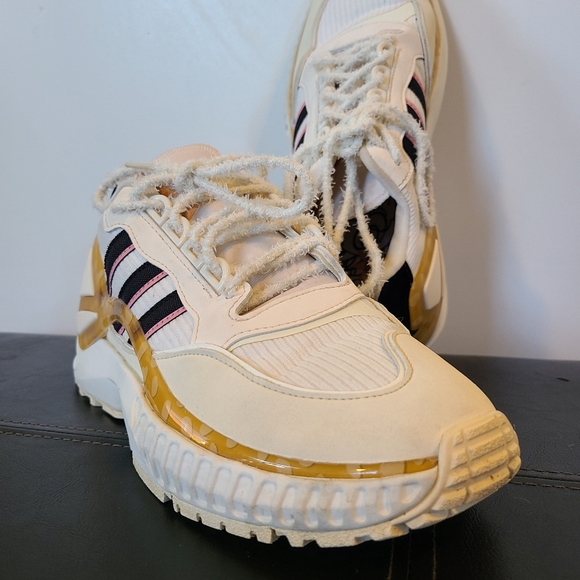 ADIDAS DISNEY COLAB: Wavian Bambi Inspired Sneakers - Picture 4 of 16